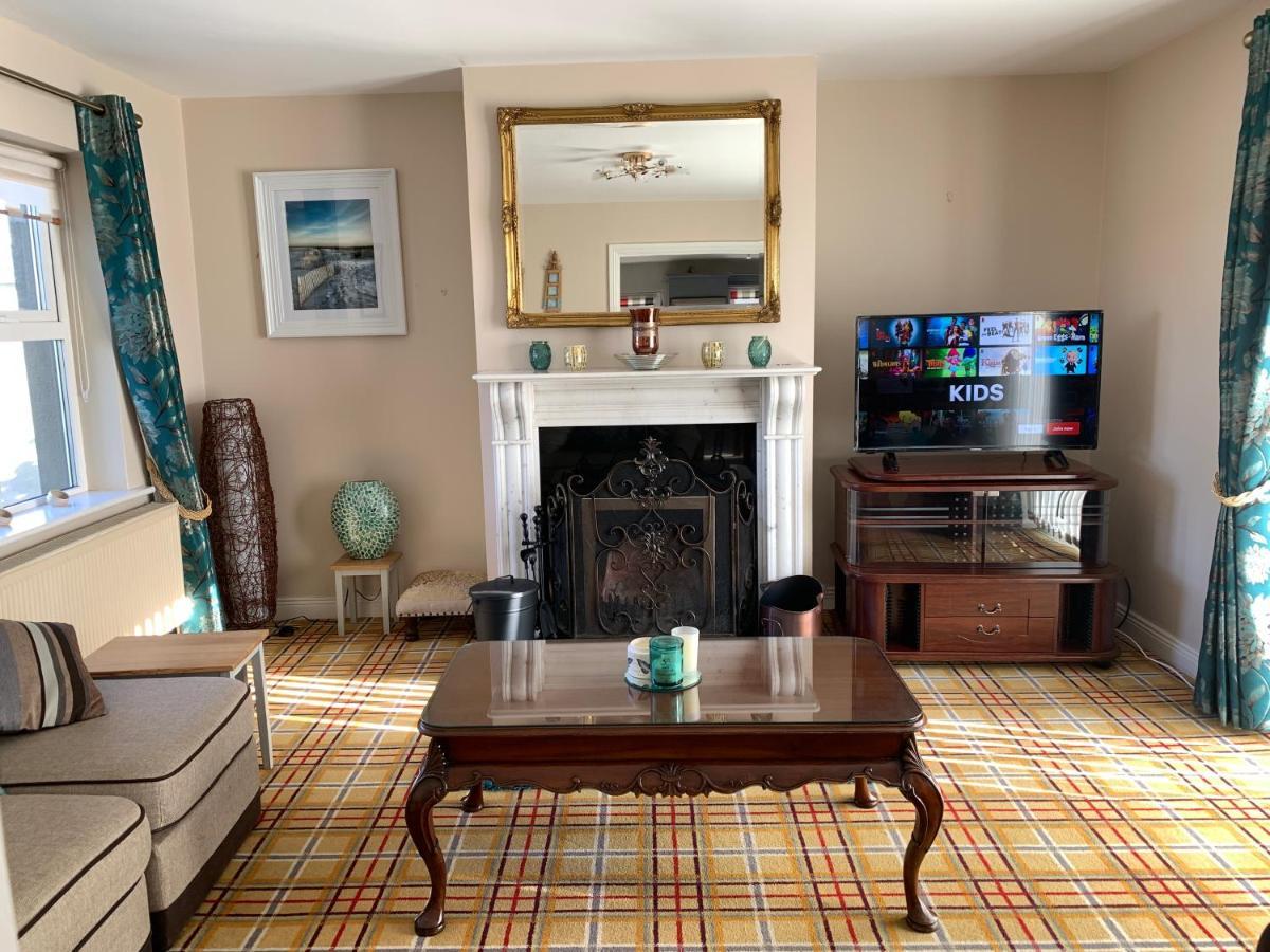 Seascape On The Edge Of Town: 4 Beds All Ensuite. Belmullet Exterior foto